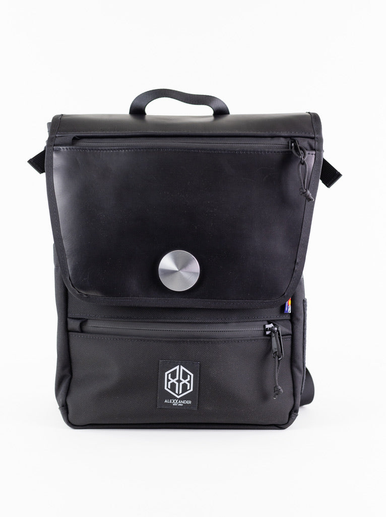 Neo Backpack in Leather - Limited Edition