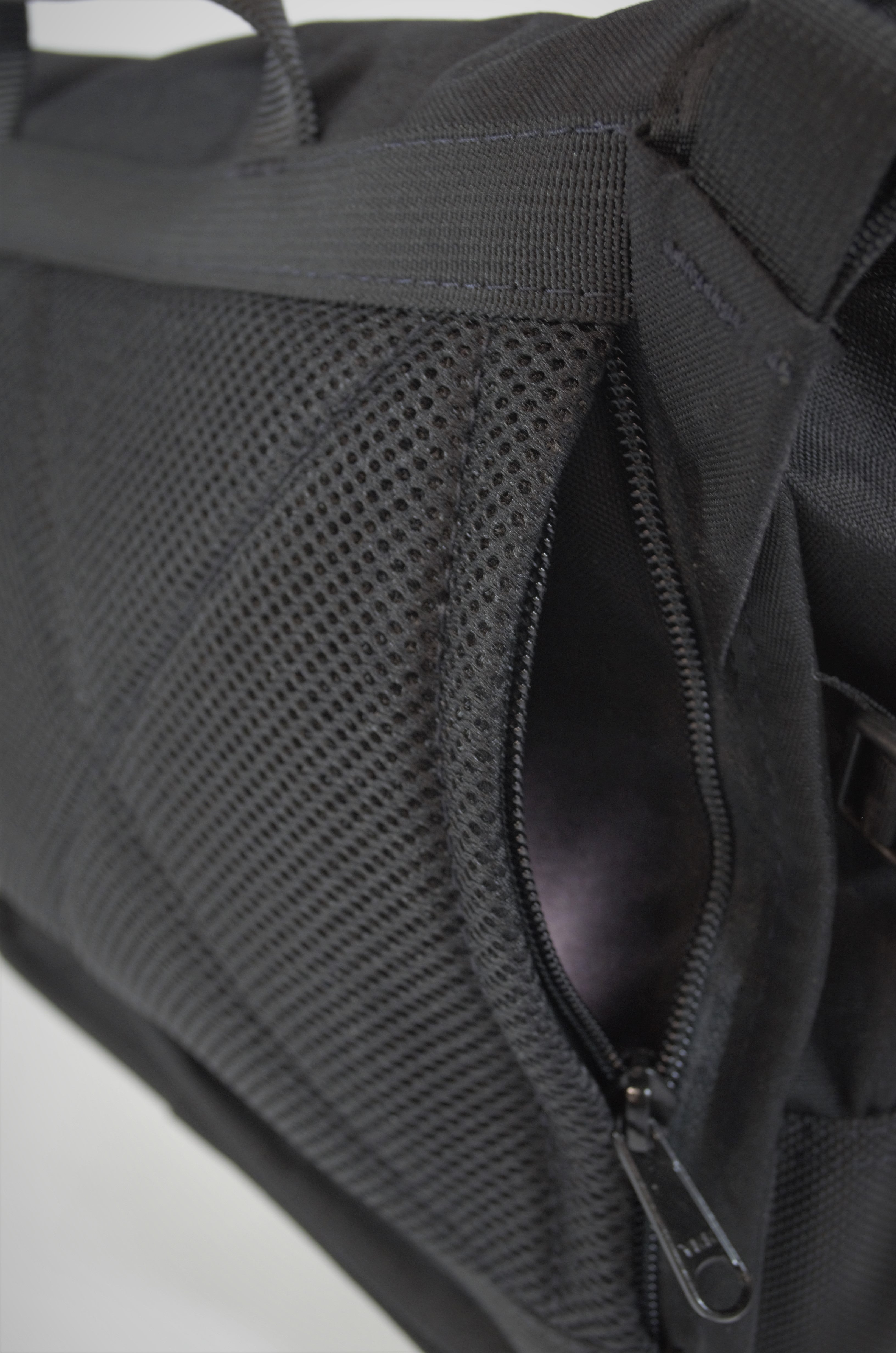Flux Shoulder Bag - Black